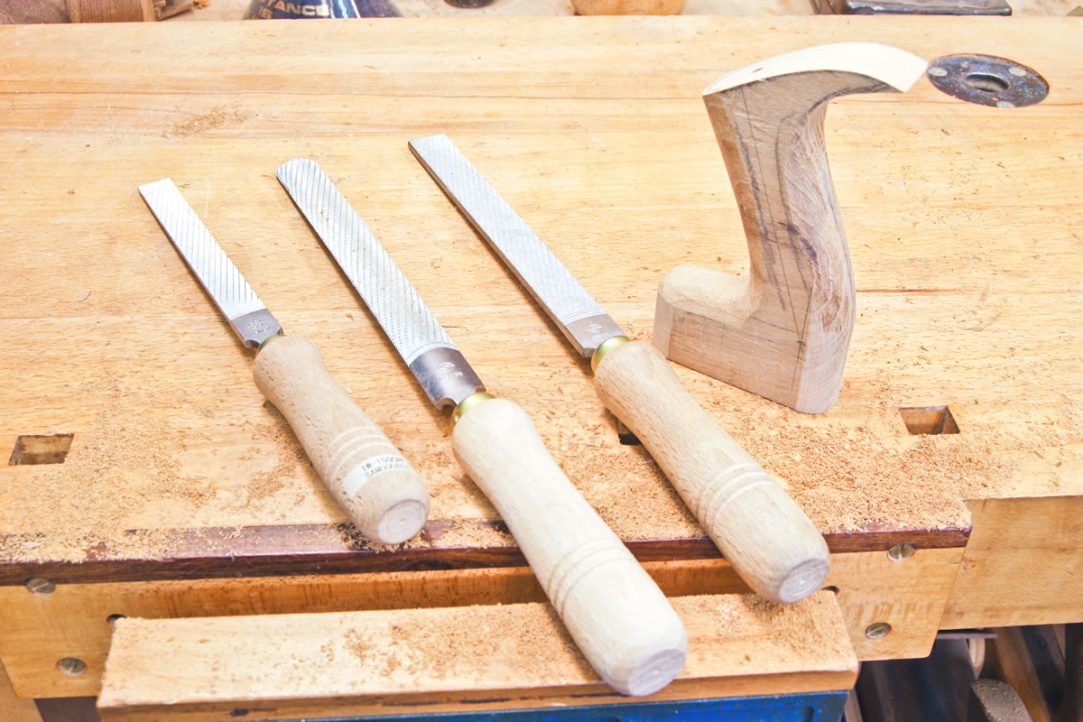 How To Sharpen Your Woodworking Tools On A Budget